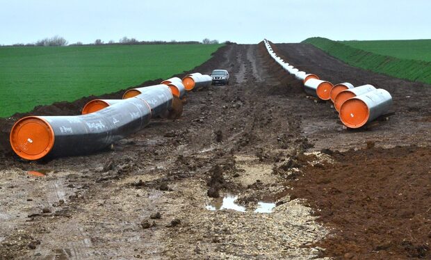 The day in 3 news: 5 appeals block tender for Serbian gas link, Coursedot raises $1m, GDP per capita reaches 55% of EU average