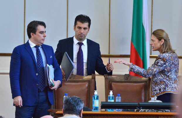 Quite a day: New caretaker gov’t, new elections and a new challenger
