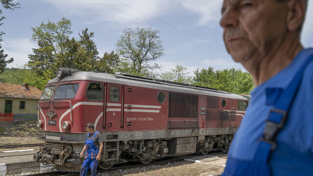 Engineers Jamal Starkov, right, from Cherna Mesta and Halil Mustafa from Avramovo take a break at station Kostandovo. Many of the narrow gauge train lines approximately 300 employees come from the Bulgarian Muslim communities along the train line. Engineers Jamal Starkov, right, from Cherna Mesta and Halil Mustafa from Avramovo take a break at station Kostandovo. Many of the narrow gauge train lines approximately 300 employees come from the Bulgarian Muslim communities along the train line.
