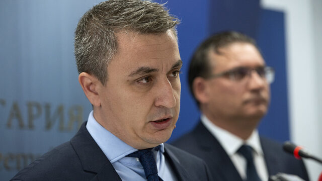 Energy Minister Alexander Nikolov is sure that there will be no problem with gas for consumers