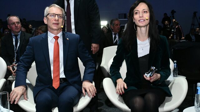 PM Nikolay Denkov and his deputy, Mariya Gabriel