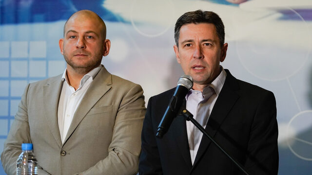 The press conference of Deputy Minister of e-government Mihail Stoynov (left) on the abolition of machine voting in local elections. .