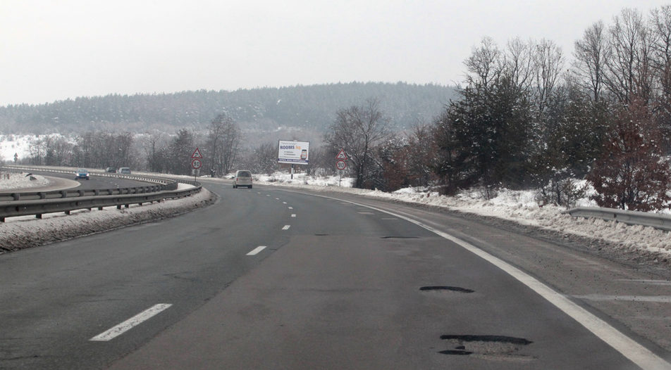 The procedure for a road toll system procurement has more potholes than Bulgarian roads