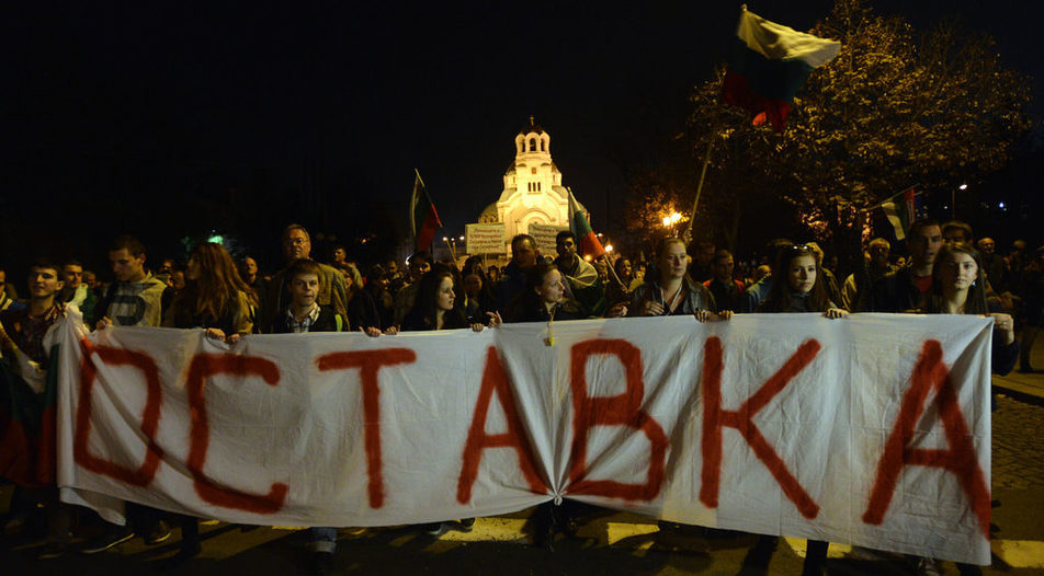 The massive anti-corruption protest in Bulgaria won't be enough to persuade the Parliament to take meaningful actions