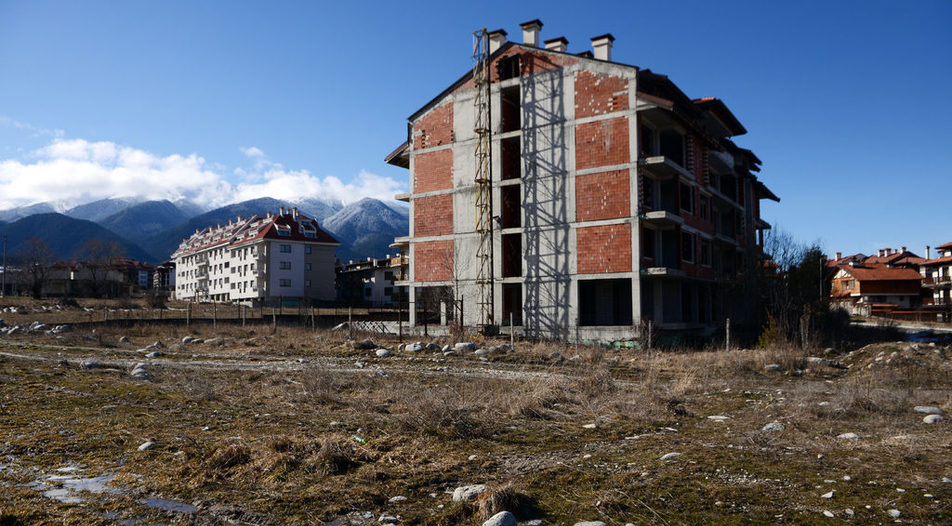 Overdevelopment turned Bansko in a concrete sprawl. Now, many fear that the construction chaos will crawl in the National Park