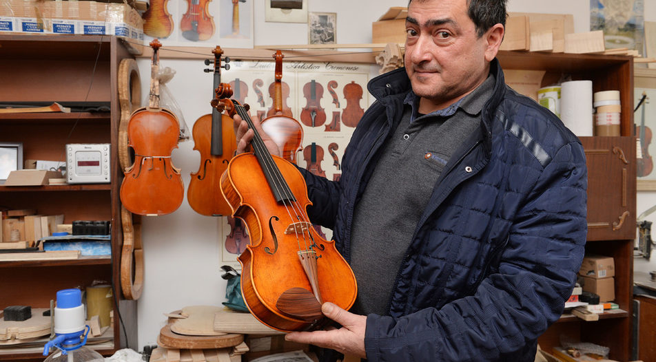 Stara Zagora region is centre of the luthier manufacturing in Bulgaria
