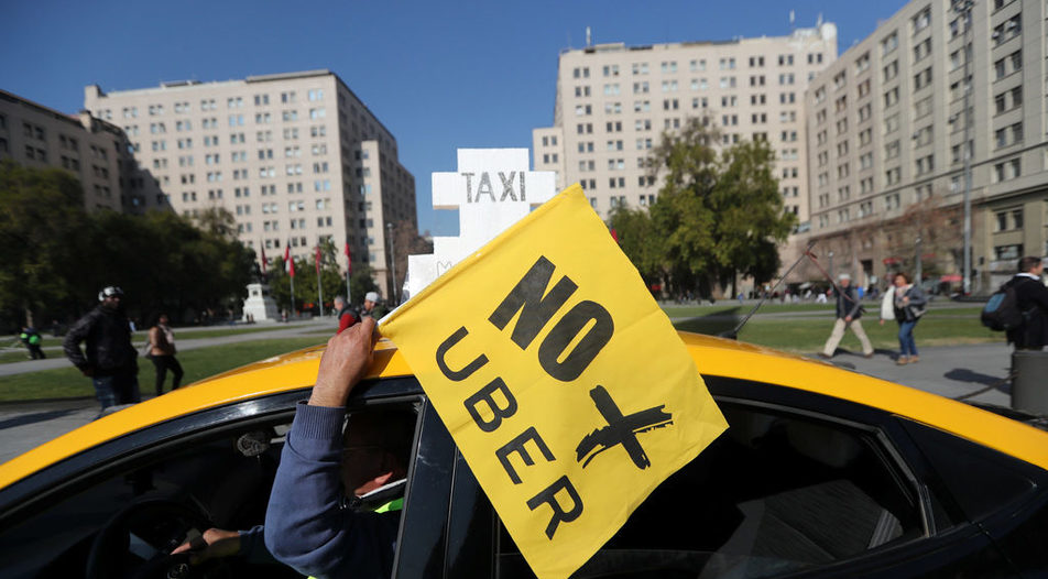 Bulgarian government and taxi drivers hate Uber, the ridesharing company, but consumer would rather have it