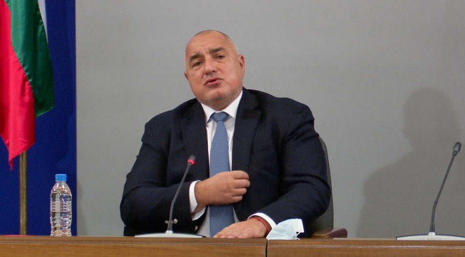 The "rubber band" method of Prime Minister Borissov has caused havoc for businesses and hospitals alike