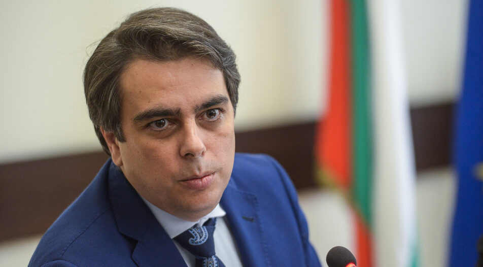 Caretaker Finance Minister Assen Vassilev
