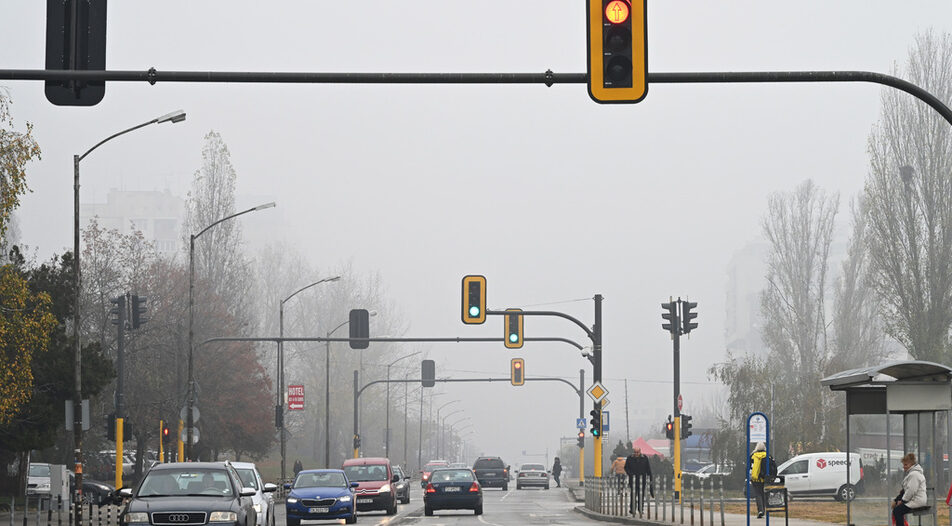 Светофар, светофари в София. Трафик, регулиране на движението