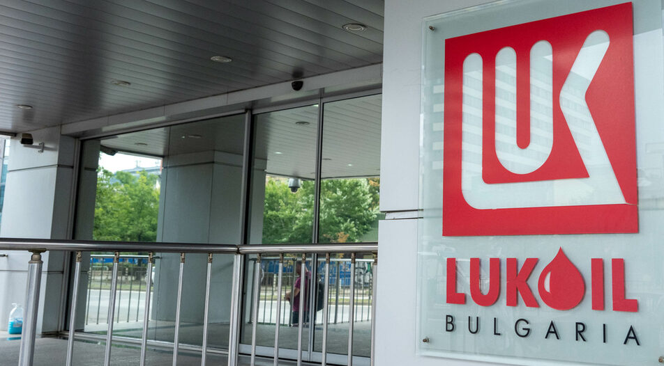 Like President Rumen Radev, Lukoil has also raised the issue of reviving the Burgas-Alexandroupolis project, which is supposed to be implemented by the state or by a public-private partnership in a manner that would avoid the straits.