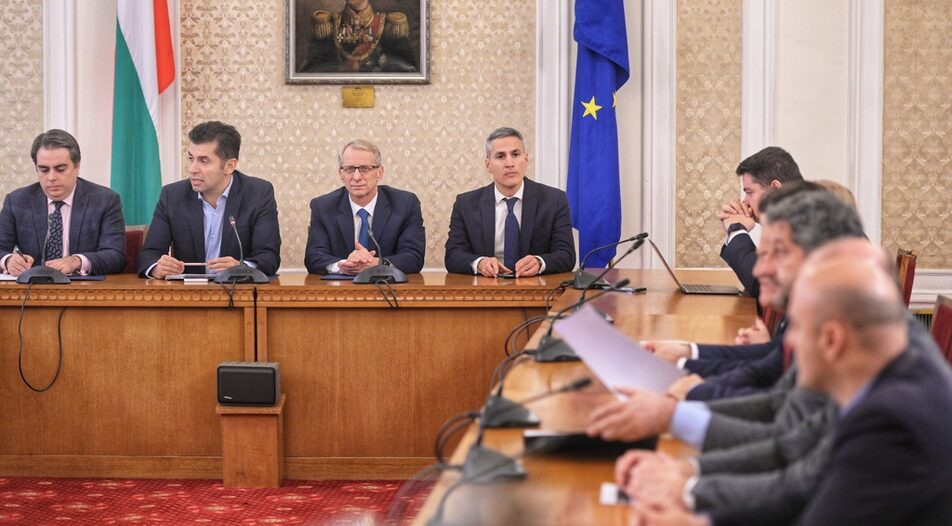 Today, Nikolay Denkov (third one left to right) will take the second explanatory mandate from President Rumen Radev and try to form a WCC-led government with it