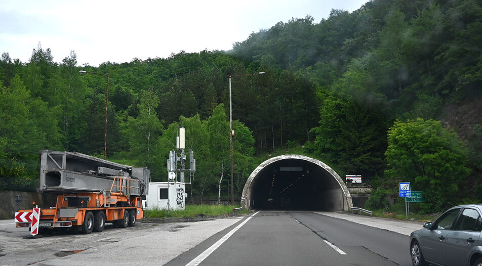Магистрала Хемус тунел