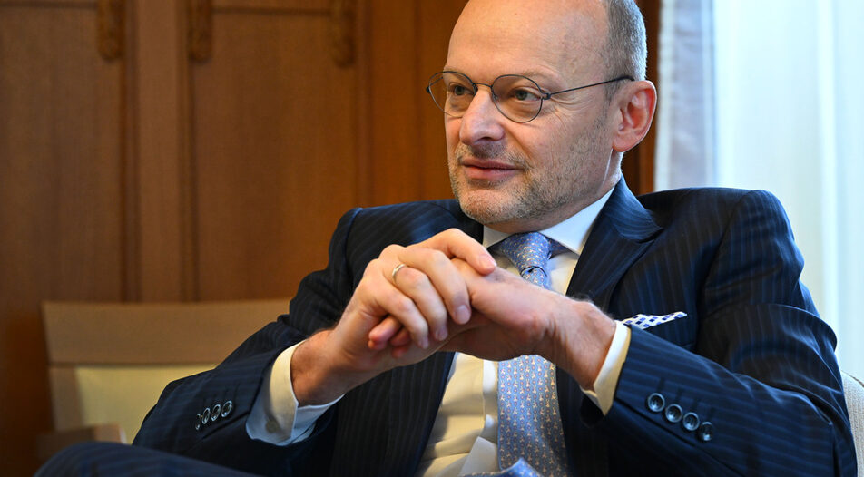DSK bank's CEO, Tamas Hak-Kovach